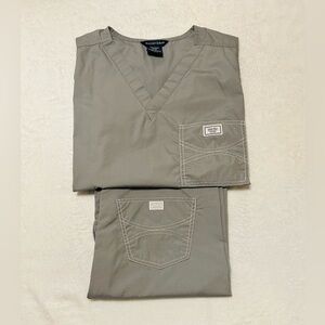 Blue Sky Classic Shelby Women’s Scrubs Set XS